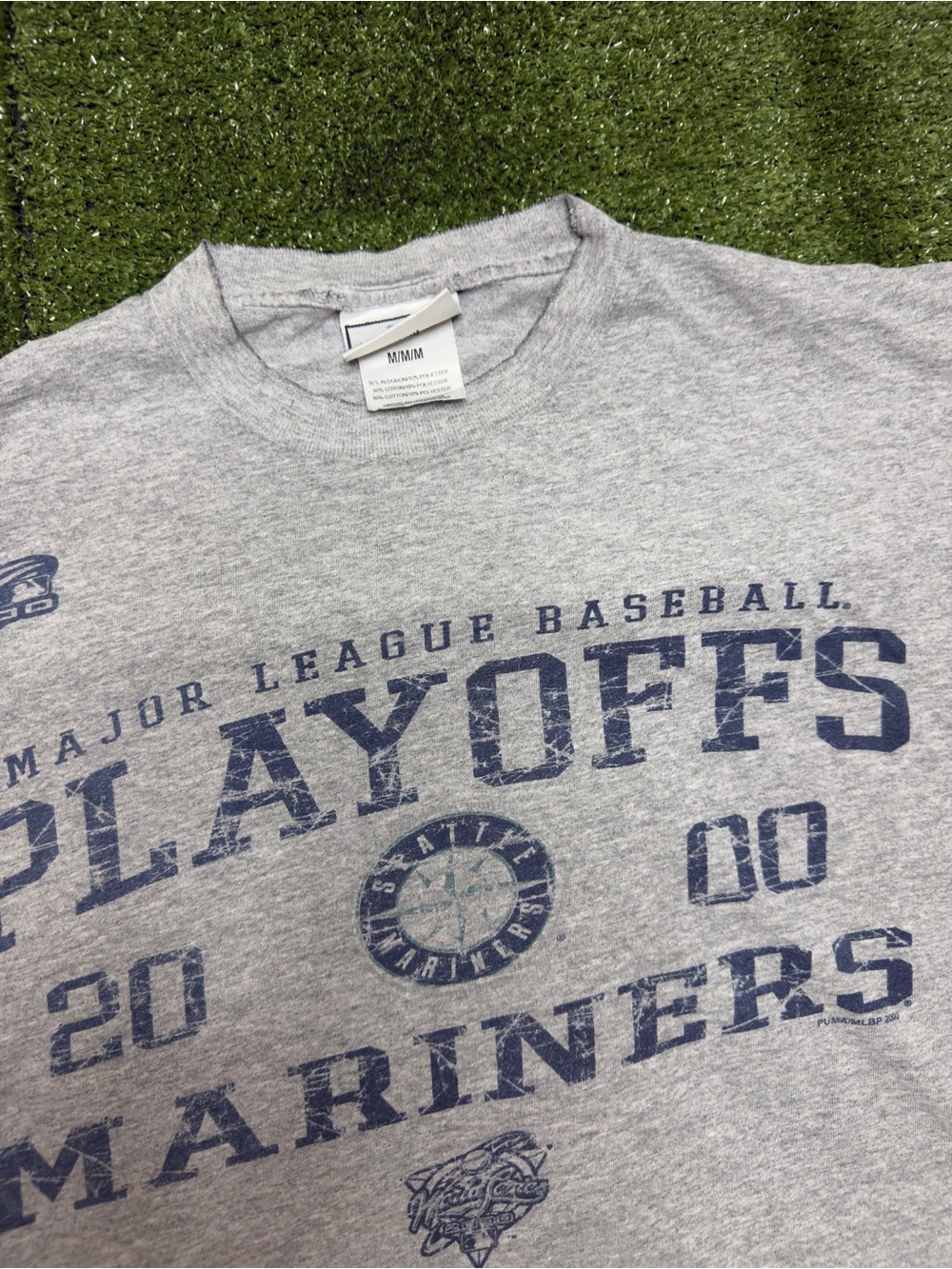 Puma Gray 'Playoffs Mariners 2000' Graphic Crewneck Tee - Picture 3 of 8
